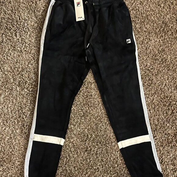 Fila Men's Velour Sweatsuit Tracksuit Black Velvet Set Size 2XL NWT - Picture 9 of 13